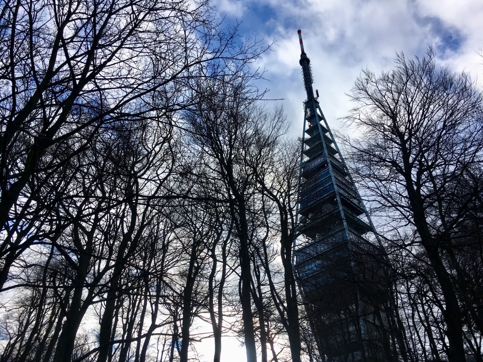 Bratislava Kamzik TV tower tour de la télévision