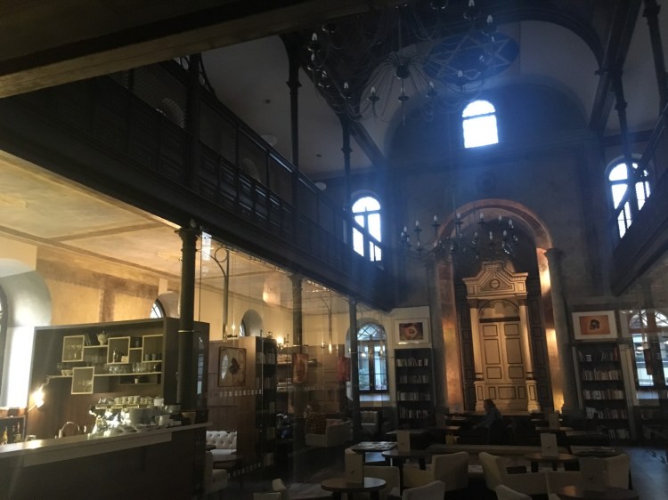 Trnava Synagoga Café Slovaquie